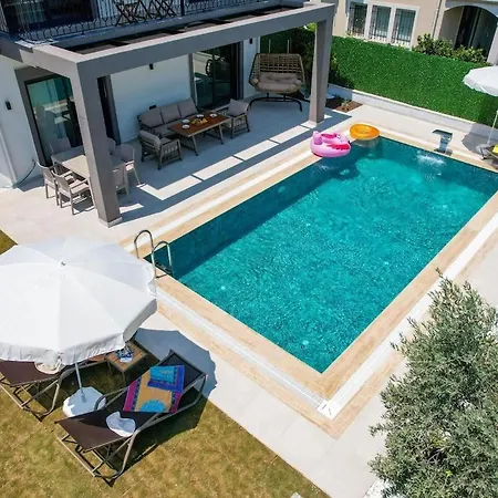 Luxury In The Center Of - Ezel Hanim Villa *