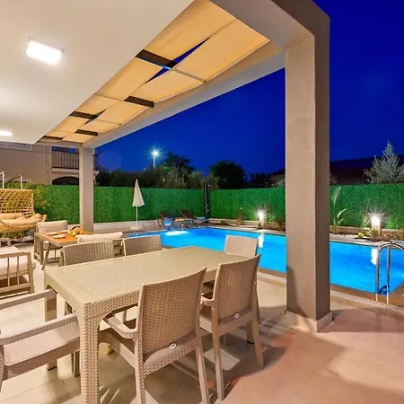 Luxury In The Center Of - Ezel Hanim Fethiye