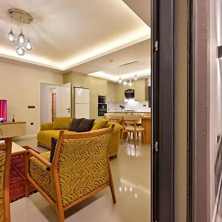 Luxury In The Center Of - Ezel Hanim