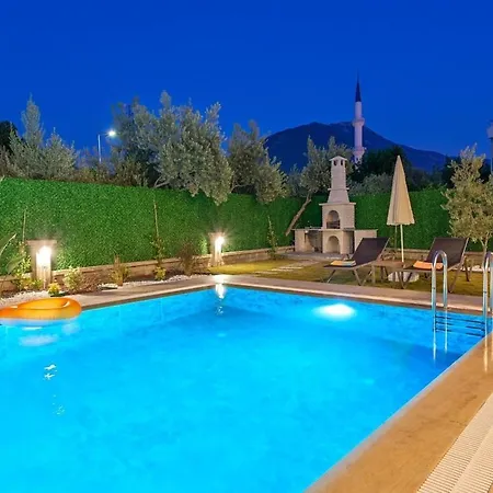 Luxury In The Center Of - Ezel Hanim Villa