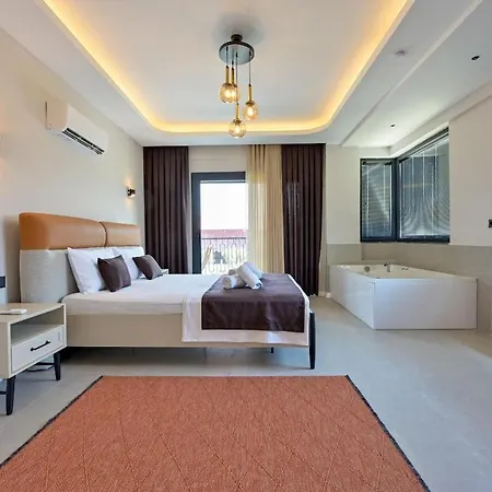 Villa Luxury In The Center Of - Ezel Hanim *