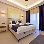 Luxury In The Center Of - Ezel Hanim Vila