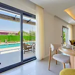 Luxury In The Center Of - Ezel Hanim Vila *