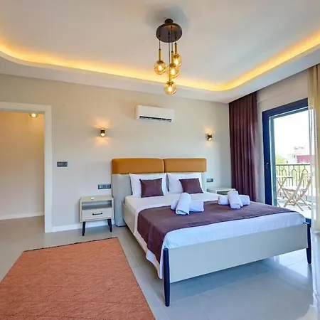 Luxury In The Center Of - Ezel Hanim Vila
