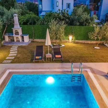Luxury In The Center Of - Ezel Hanim Vila *