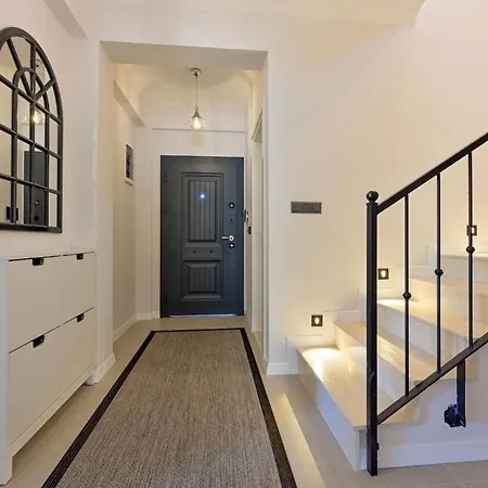 Luxury In The Center Of - Ezel Hanim Vila