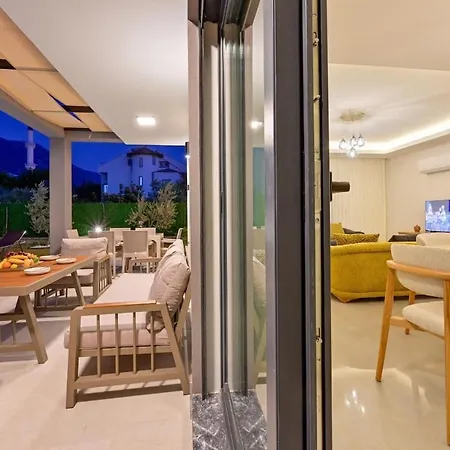 Luxury In The Center Of - Ezel Hanim Vila
