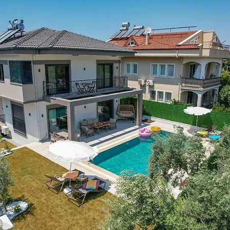 Vila Luxury In The Center Of - Ezel Hanim *