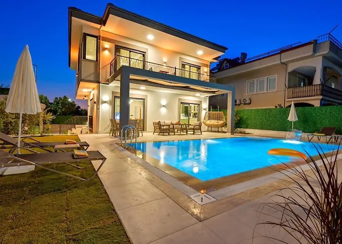 Luxury In The Center Of - Ezel Hanim *