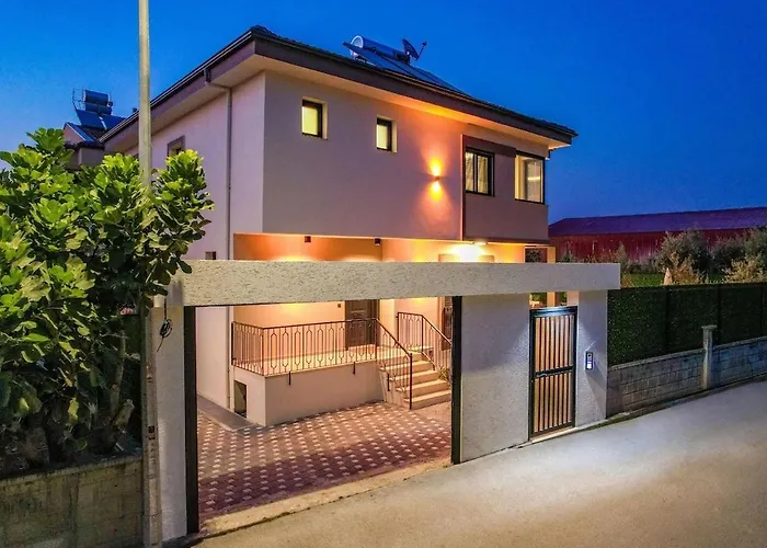 Luxury In The Center Of - Ezel Hanim Villa Fethiye